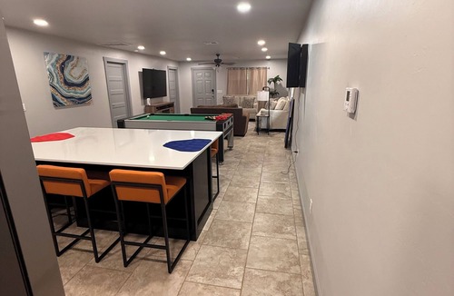 Moore House | Perfect 3-bedroom house with AC in awesome Moore neighborhood