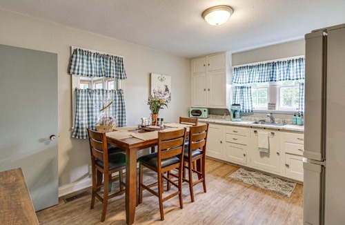Cushing House | Pet-Friendly Cushing Home w/Dock & Fire Pit