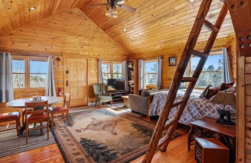 Victor House | Phantom Canyon Resort