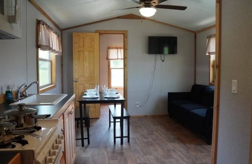 Pittsfield Cabin | Pine Lakes Cottage Retreat | Nature Trails & Lakeside Fun | Ideal for Families