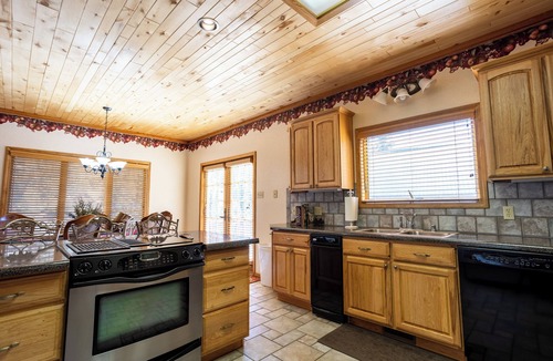 Taos Ski Valley Cabin | Ponderosa Valley in the Upper Valley