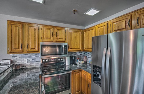 Afton Condo | Pool Access: Condo w/Patio in Afton