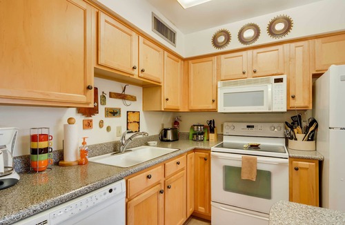 Fountain of the Sun House | Pool Access! Pet-Friendly Snowbird Retreat in Mesa