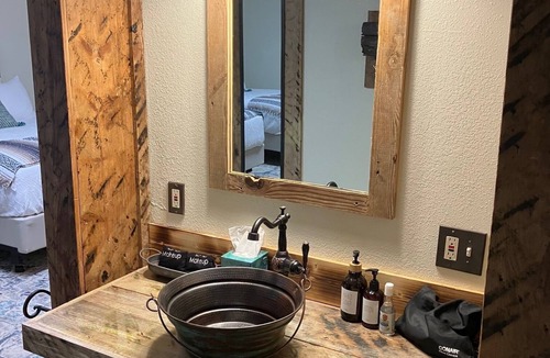 Wa Keeney Hotel | Prairie Rose Inn