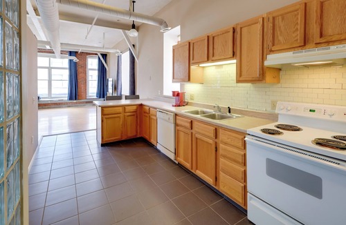 Old Market Condo | Prime Old Market Location: Walkable Omaha Condo!