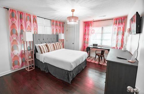 Whitehaven House | Priscilla's Retro themed house