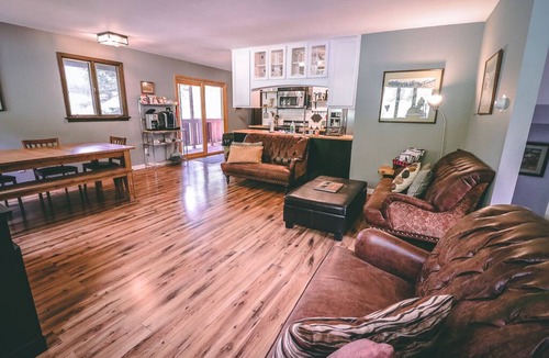 Georgetown House | Private 3-Suite Mtn Cabin - Pet-Friendly