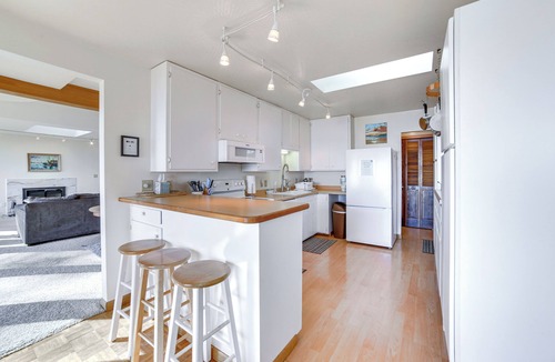 Menominee Cottage | Private Beach & Deck: Spacious Lake Michigan Home