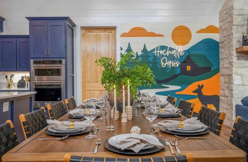 Hochatown House | Private Resort | Pool Pickleball Sauna | Sleeps 16