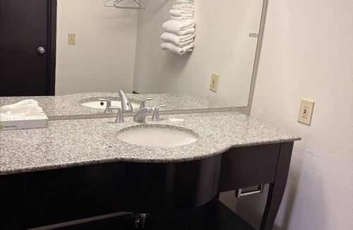 Burwell Hotel | Pump & Pantry Motel
