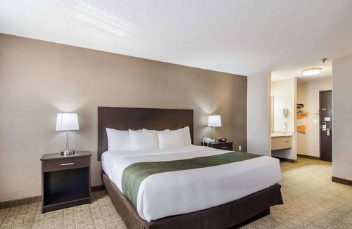 Goodland Hotel | Quality Inn Goodland I-70
