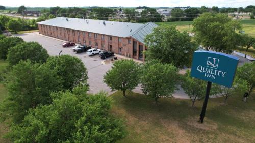 Storm Lake Hotel | Quality Inn - Storm Lake
