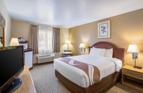 Storm Lake Hotel | Quality Inn - Storm Lake