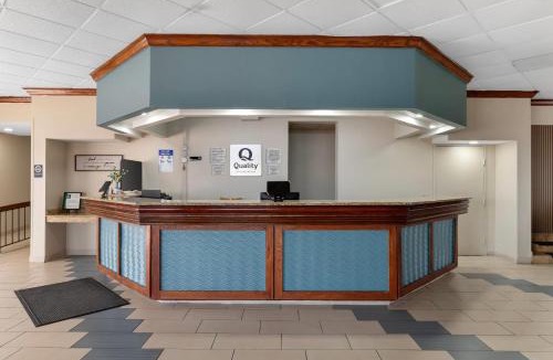 Independence Hotel | Quality Inn & Suites Kansas City - Independence I-70 East
