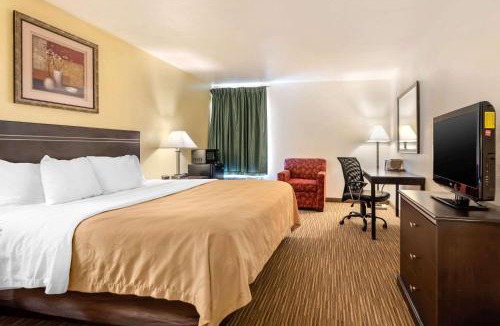 Limon Hotel | Quality Inn & Suites Limon