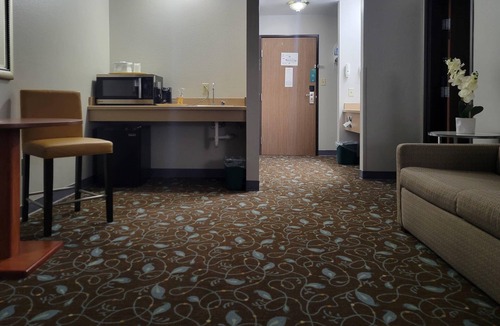 Pinedale Hotel | Quality Inn & Suites Pinedale