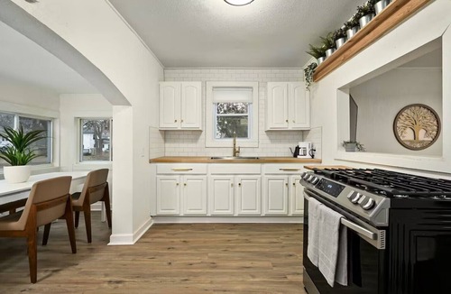 Grandview Cabin | Quiet 1BR Cabin Perfect for Remote Work & Long Stays