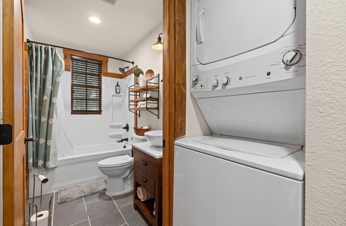 Hermosa House | Quiet, Comfy & Spacious: Cabin within 10 mi of Mt. Rushmore & Custer State Park