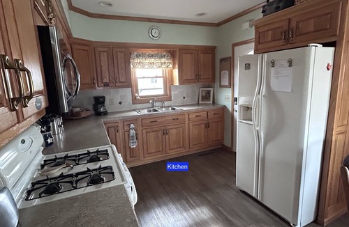 Welda House | Quiet Country Ranch/Hunters Welcome/Peaceful ranch home with plenty of room
