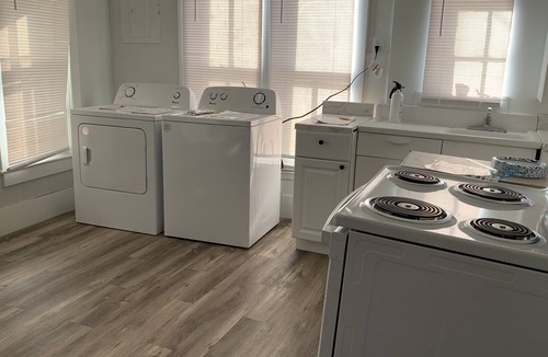 Lincoln House | Quiet Small Town Living