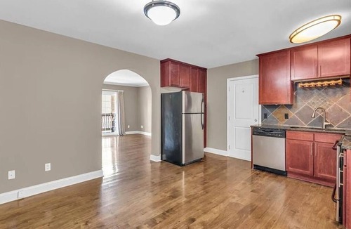 West Plaza Condo | Quiet West Plaza Retreat – Spacious Condo in Prime KC Location.