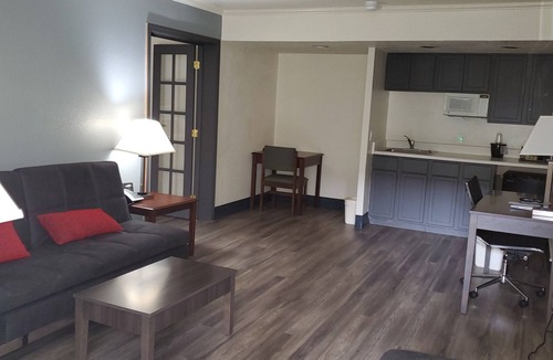 North Platte Hotel | Ramada by Wyndham North Platte & Sandhills Convention Ctr