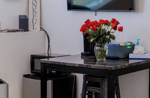 Cimarron Hills Condo | Rare Find Private 2br 1ba In Colorado Springs
