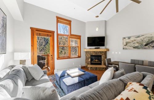Keystone Villa | Red Hawk Townhome #2349