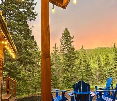 Taos Ski Valley House | Red River Aspen Retreat