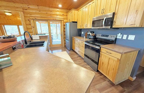 Hill City Cabin | Reiser's Ridge Cabin