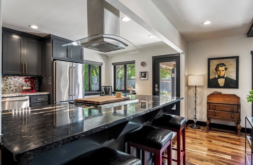 Bentonville House | Relaxing Oasis in the Heart of Bentonville