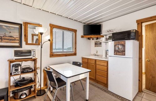 Burt County House | Relaxing Riverfront Cabin Retreat | Ideal for Hunters & Fishermen