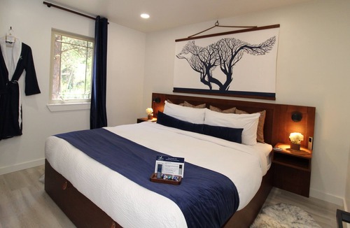 Angel Fire Cabin | Remodeled cabin in the woods, king bed, fire pit, A/C, Sleep Number Mattress