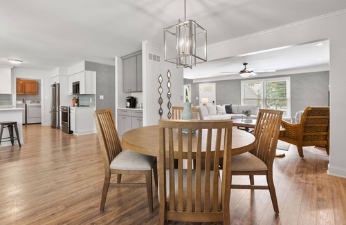 Overland Park House | Renovated 4-bedroom Home in the Heart of Overland Park