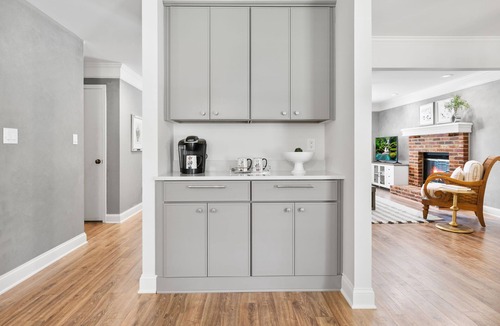 Overland Park House | Renovated 4-bedroom Home in the Heart of Overland Park