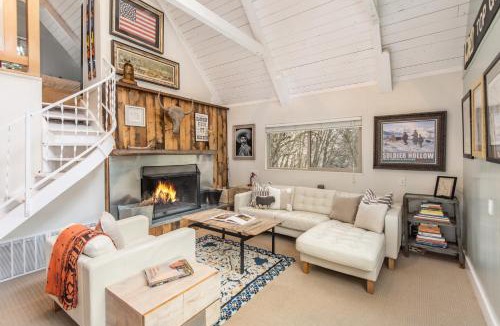 Sundance House | Ridgetop - Cozy Cabin, Hot Tub, Wood burning fireplace