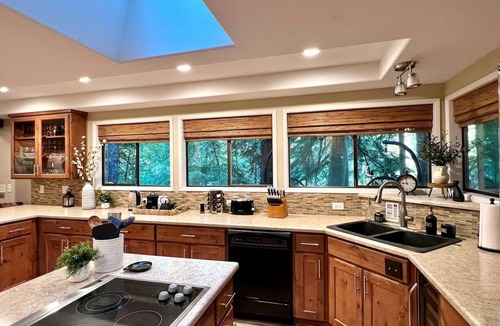 Rhododendron Cabin | Riverfront A-frame Mt Hood! Skiing*Hiking*Hot tub