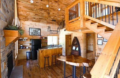 Nixa Cabin | Riverfront cabin located in town yet steps away from total wilderness