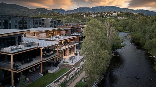 Old Town House | Riverlight Lodge