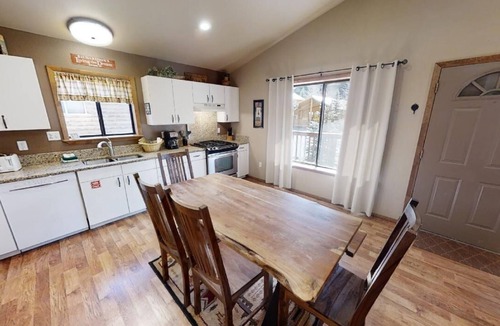 Red River Cabin | Riverside Cabin - In Town - New Property - Pet Friendly
