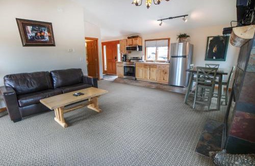 Estes Park House | Rocky Mountain Retreat 1B by Rocky Mountain Resorts