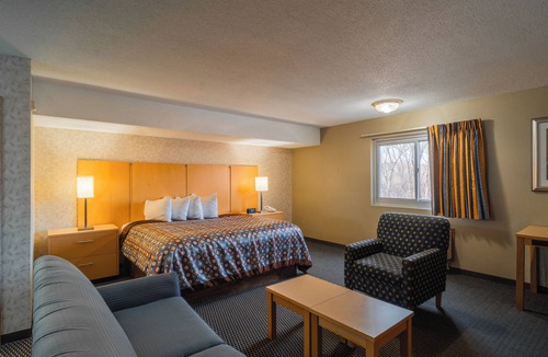 Blair Hotel | Rodeway Inn Blair