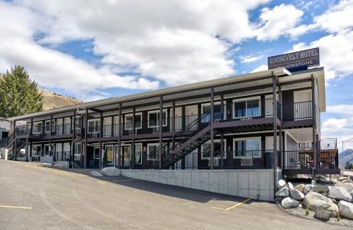 Gardiner Hotel | Roosevelt Hotel & Cabins - Yellowstone