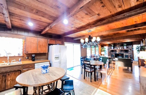 Eufaula House | Rustic Cabin | Storybook Charm | Near Nichols Point