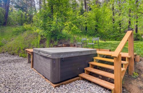 Irwin House | Rustic Escape w/Deck, Hot Tub & Mountain Views
