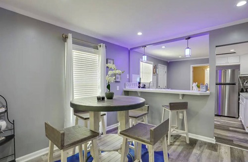 Greater Belhaven Bed & Breakfast | Rustic Modern Home w/Luxurious Gazebo