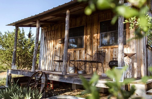 Harper Cabin | Rustic Off-the-Grid Cabin near Ample Outdoor Recreation in Harper, Texas