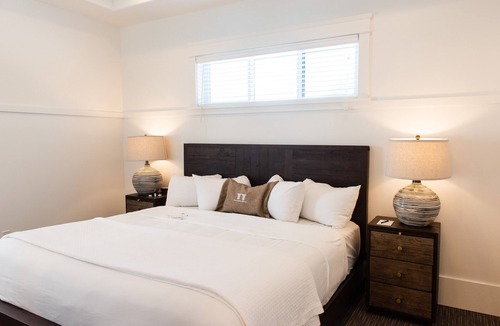 Three Forks Hotel | Sacajawea Hotel