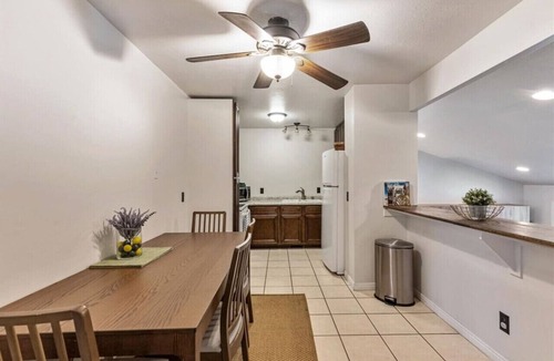 Sandy House | Sandy Ski Cottage | Central | Free Massage* | Patio
