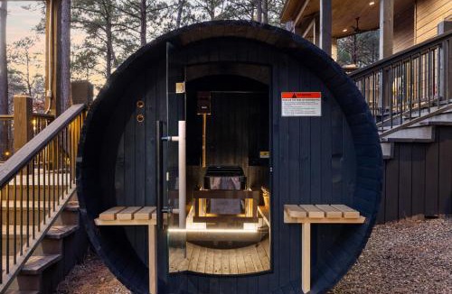 Pickens House | Sauna+Cold Plunge | Pickleball | Cabin Sleeps 14
